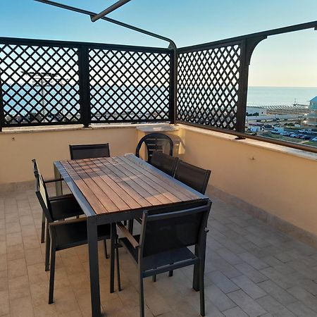 Casa Paradiso Lido di Ostia Eksteriør billede