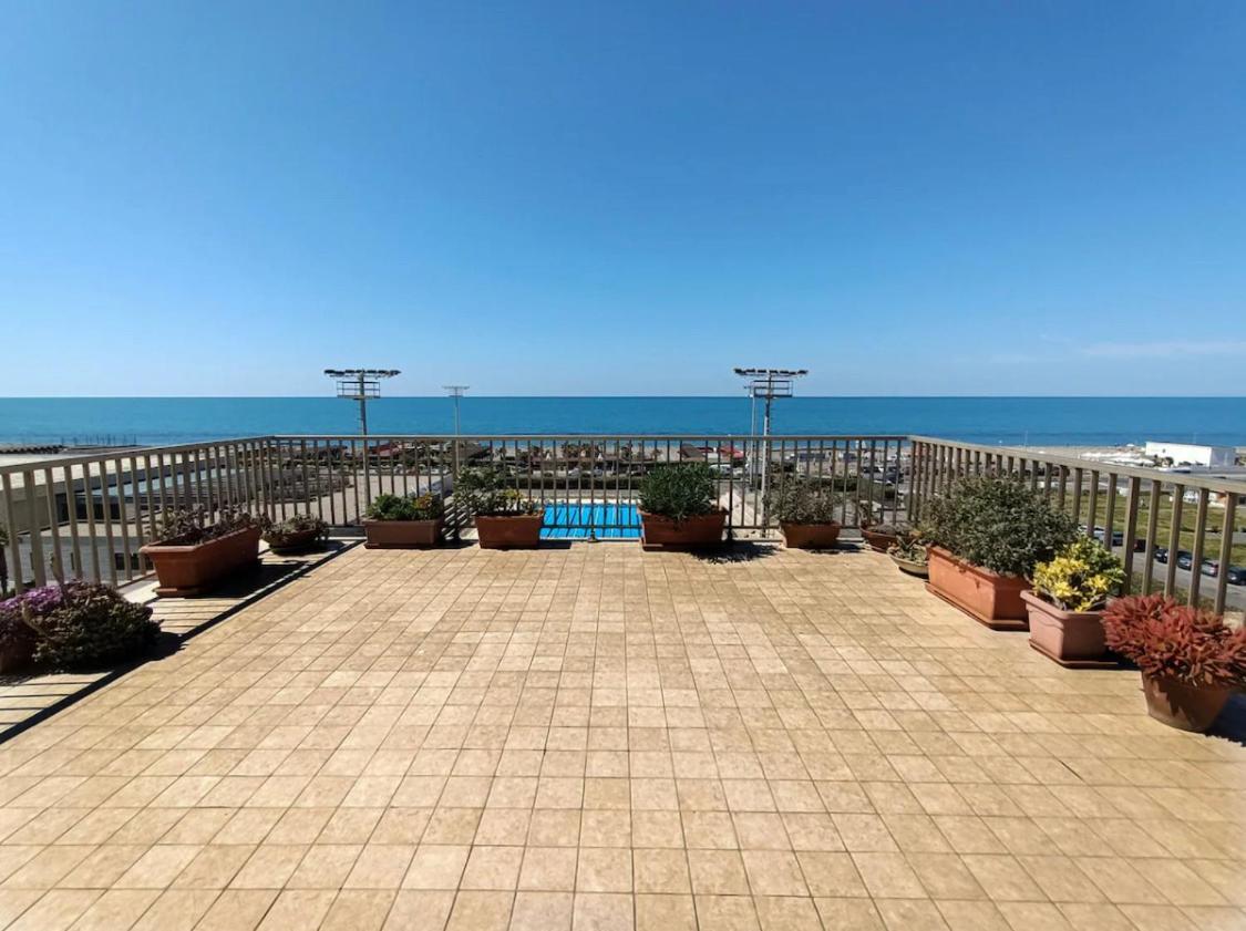 Casa Paradiso Lido di Ostia Eksteriør billede